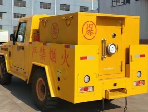大名凯龙爆破器材运输车：保障爆破任务的安全运行